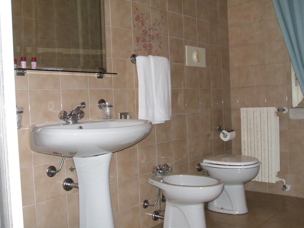 Hotel Ristorante Da Gianni Bovolone Cameră foto